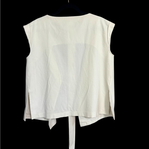 Lida Baday Cream Stretch Open Front Belted Jacket - Picture 2 of 7